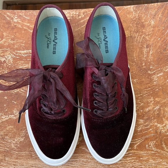 Seavees for J. Crew Velvet Sneakers - Picture 2 of 6